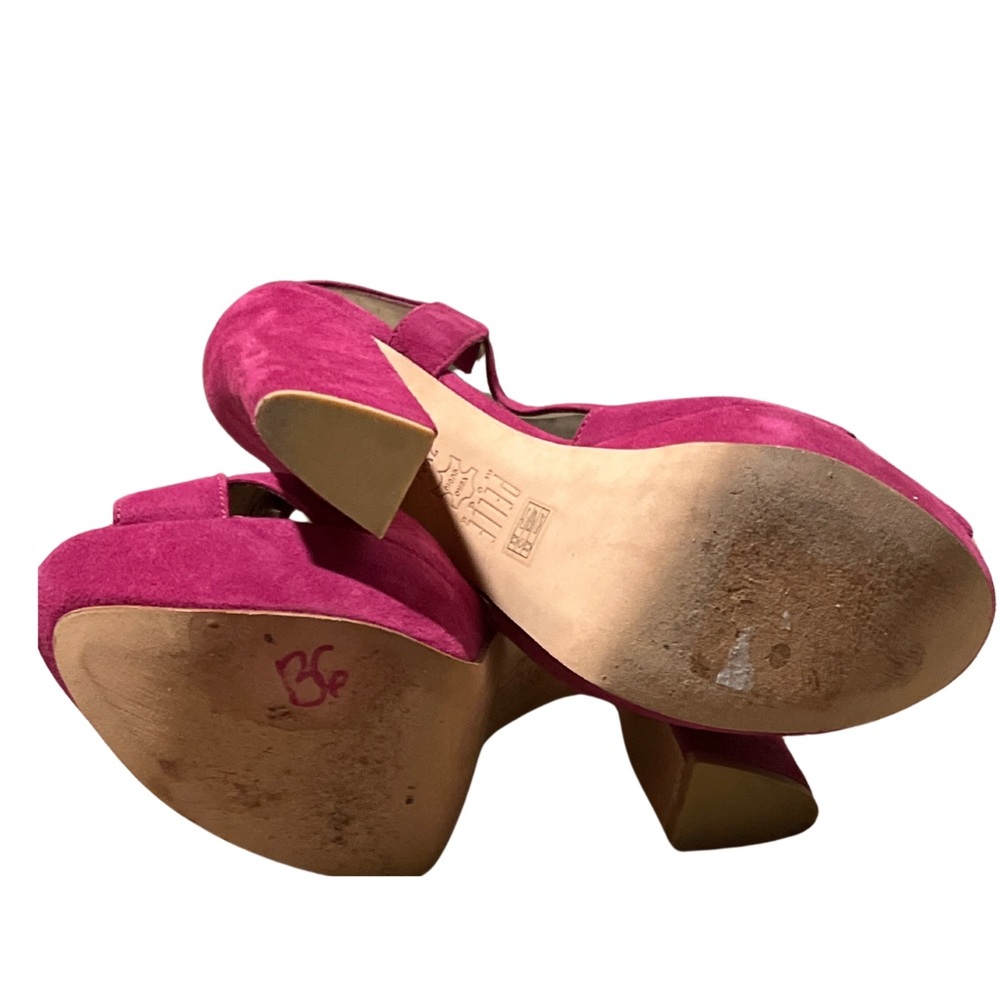 Pelle Moda Heels - Picture 6 of 6